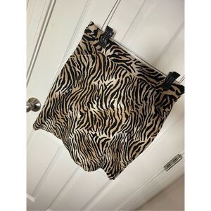 Chicos women’s gold animal print skort small medium